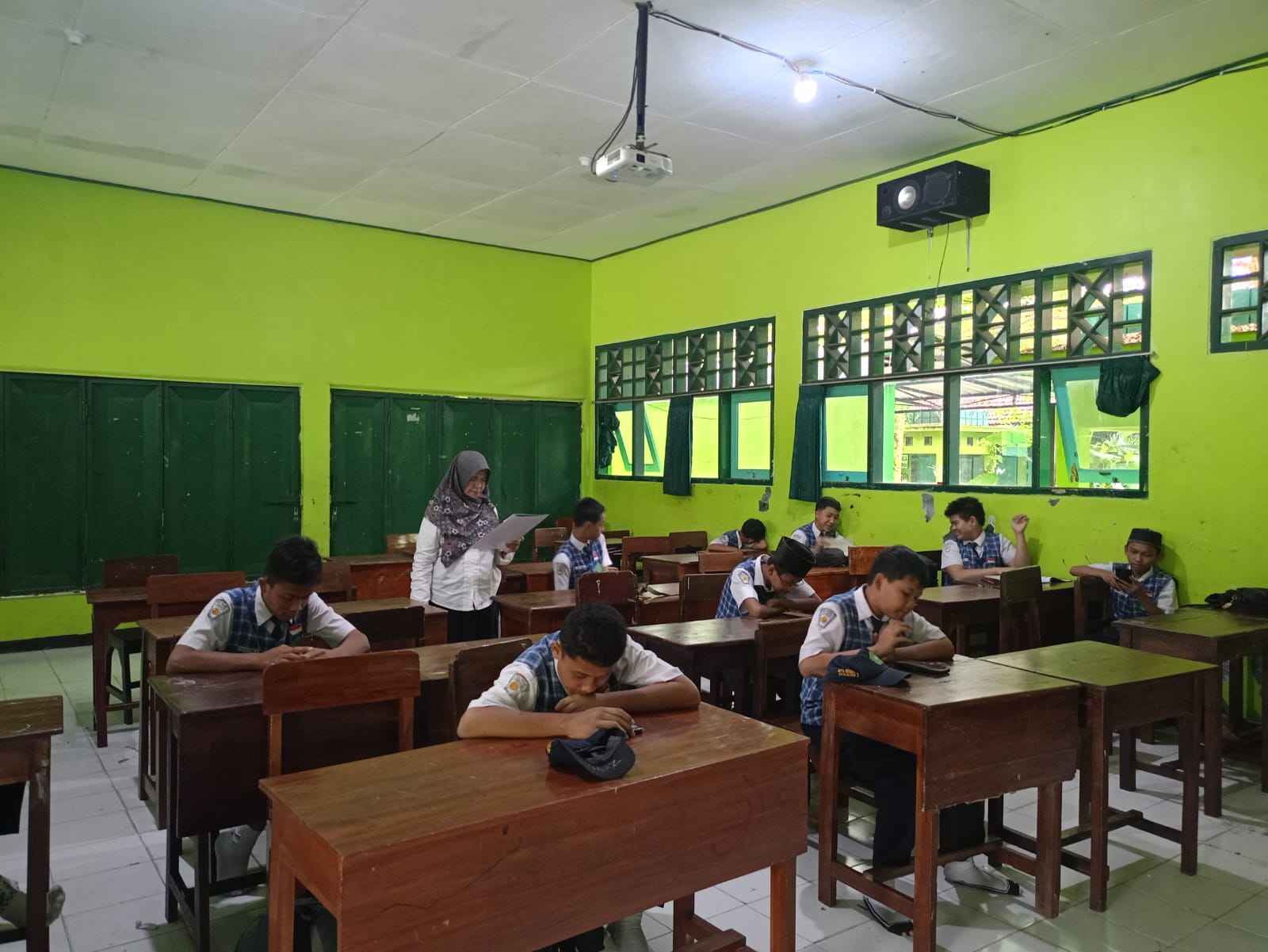 WhatsApp Image 2024-09-24 at 10.34.04