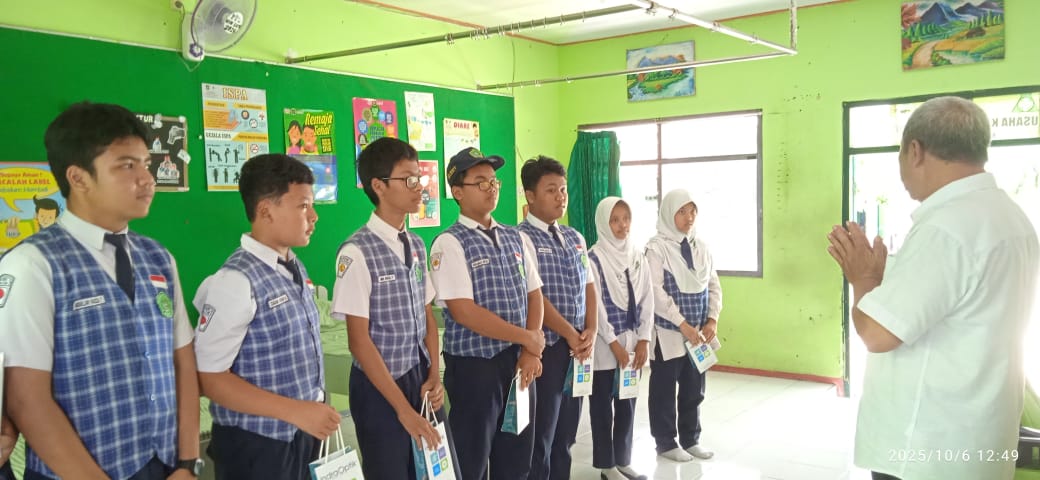 WhatsApp Image 2025-10-06 at 13.07.18